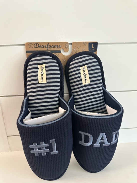 dearfoams Other - dearfoams men’s #1 DAD Slide Slippers